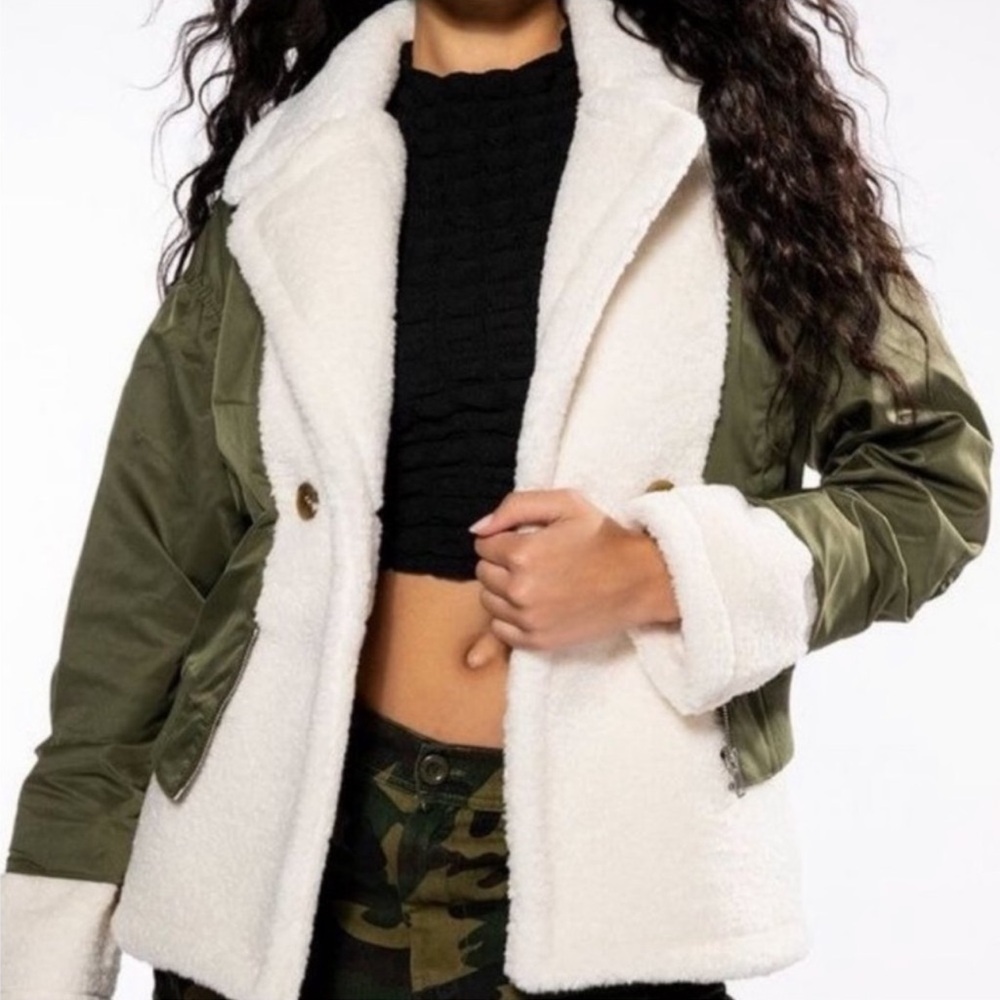 AKIRA SHERPA LINED HUNTER GREEN BOMBER COAT